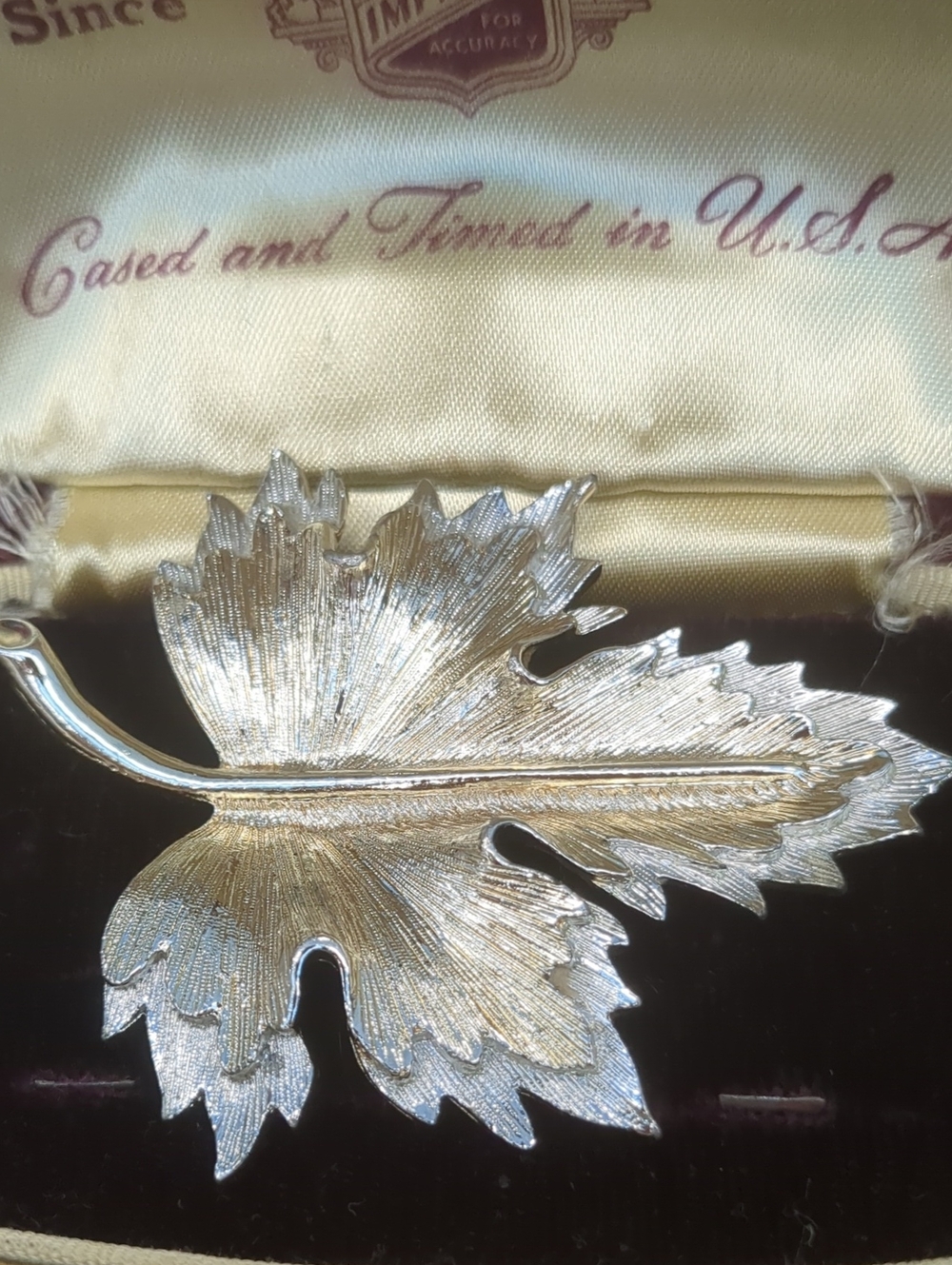 Vintage Sarah Coventry Silver-Tone Leaf Brooch